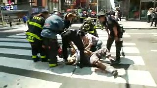 Un vehículo arrolla a varios peatones en Times Square, en Nueva York. Al menos trece heridos