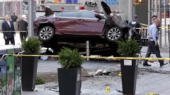 Μία νεκρή και 22 τραυματίες στην Times Square