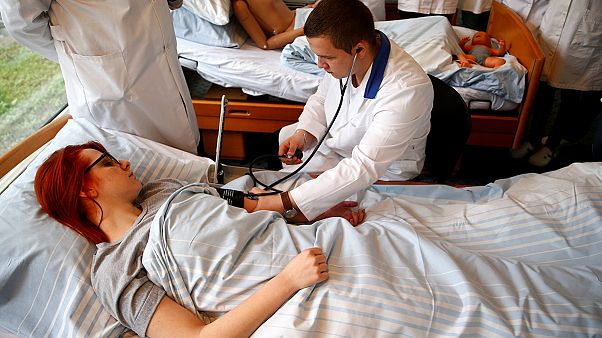 Come stanno i sistemi sanitari mondiali? Come stanno i sistemi sanitari mondiali?