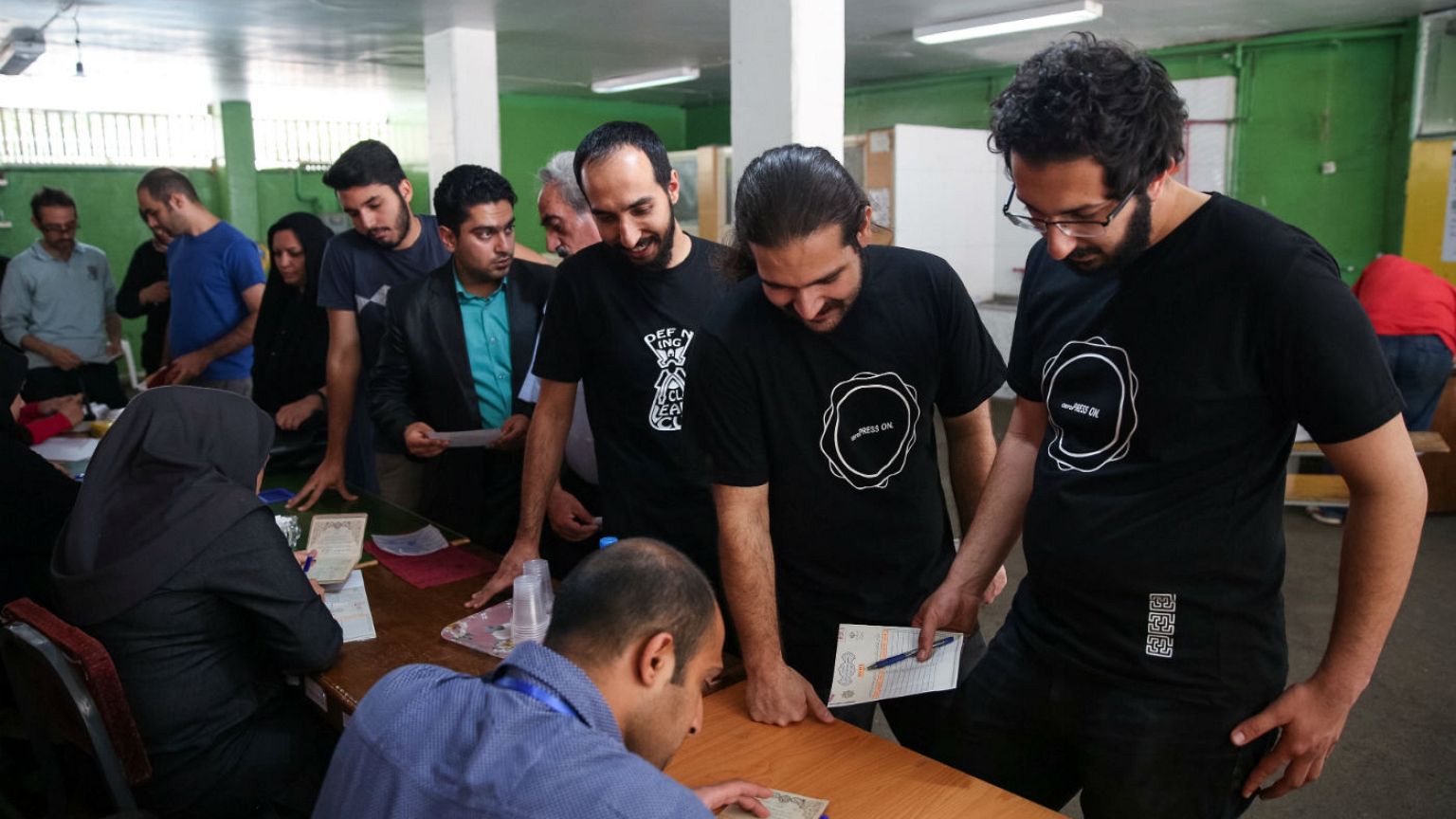 Richtungswahl in Iran: hohe Beteiligung
