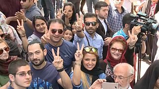 جوانان ایرانی پای صندوق های رای