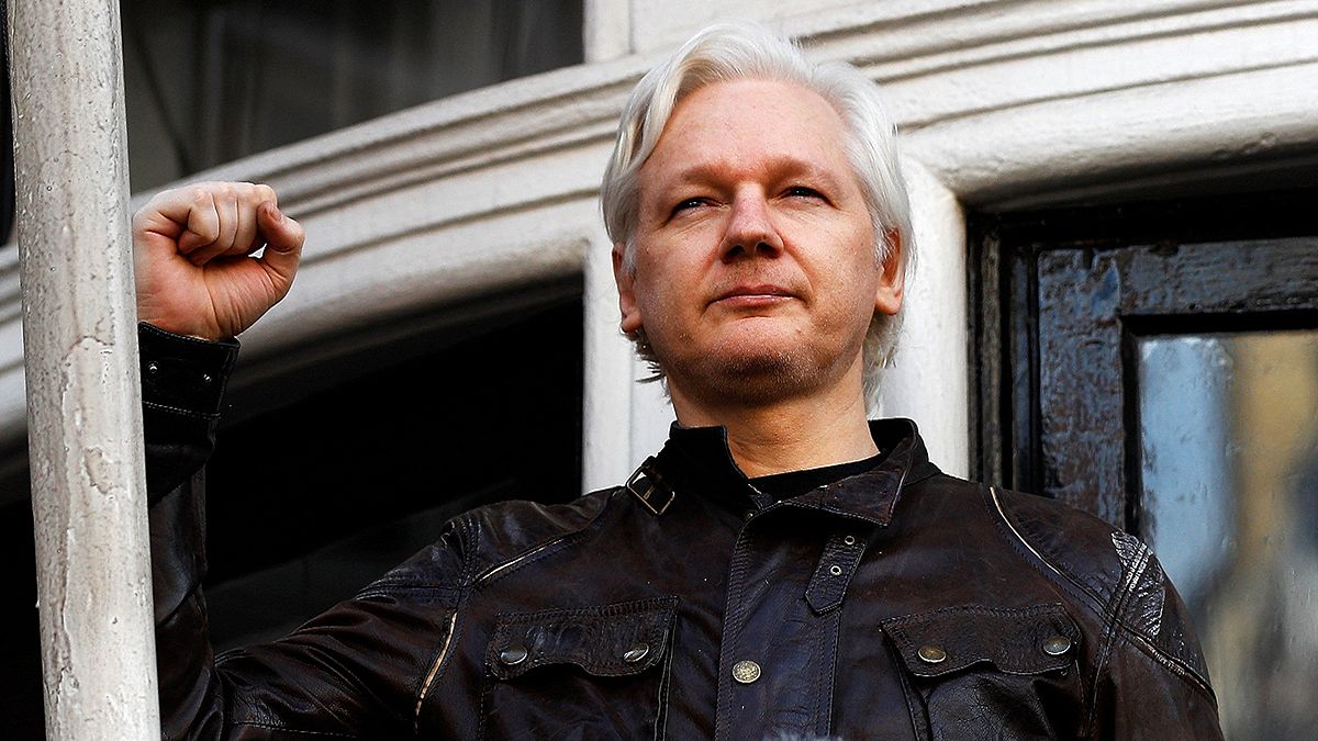 Assange fontos győzelemnek nevezte a pénteki napot