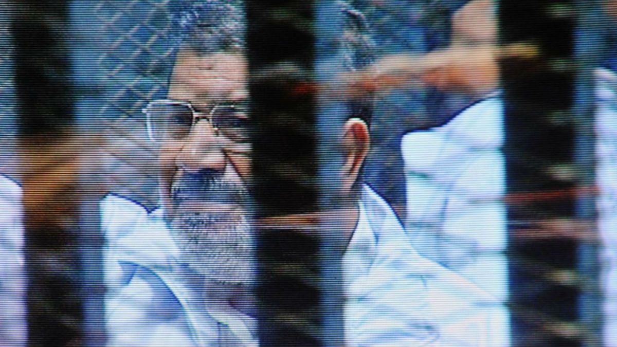 تأجيل النظر في طعن الرئيس المعزول محمد مرسي