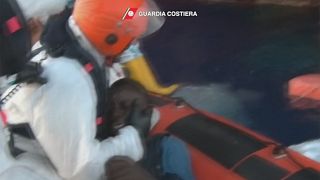 İtalya Akdeniz'deki kurtarma operasyonlarına devam ediyor