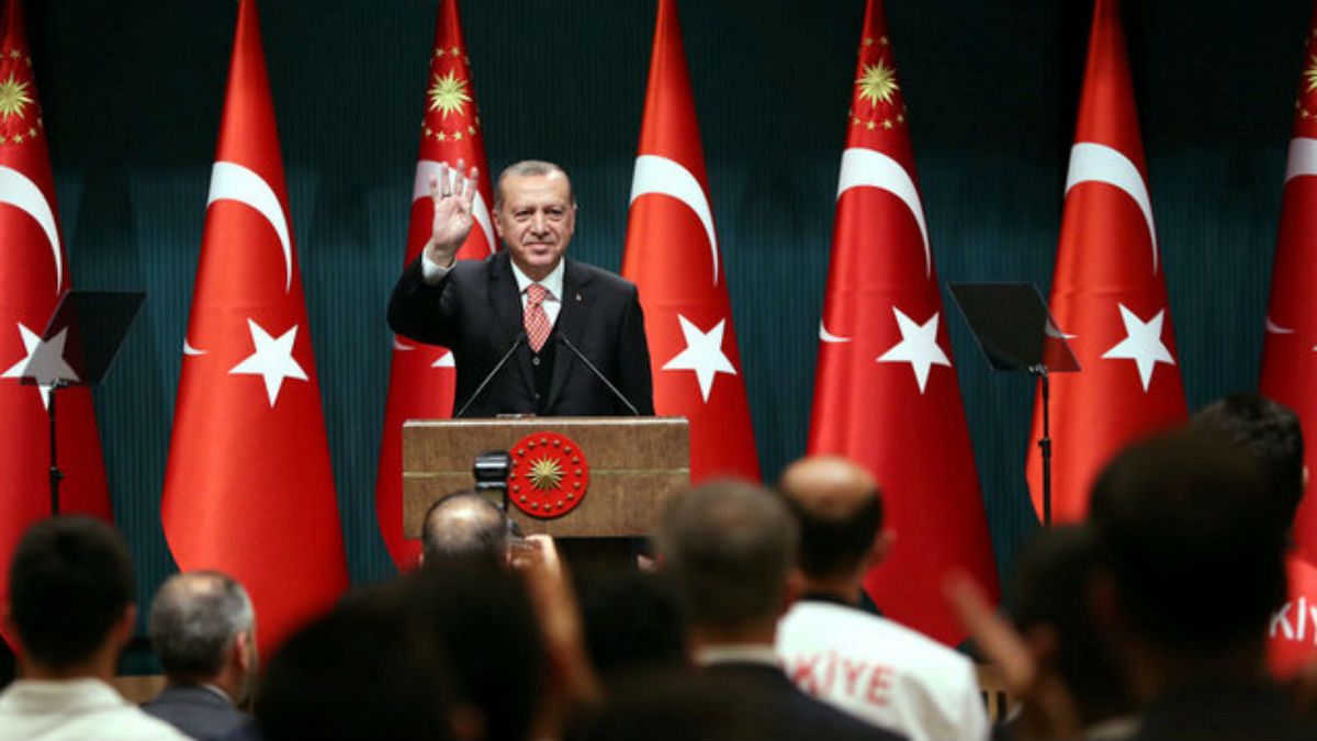 عودة أردوغان لرئاسة حزب العدالة والتنمية