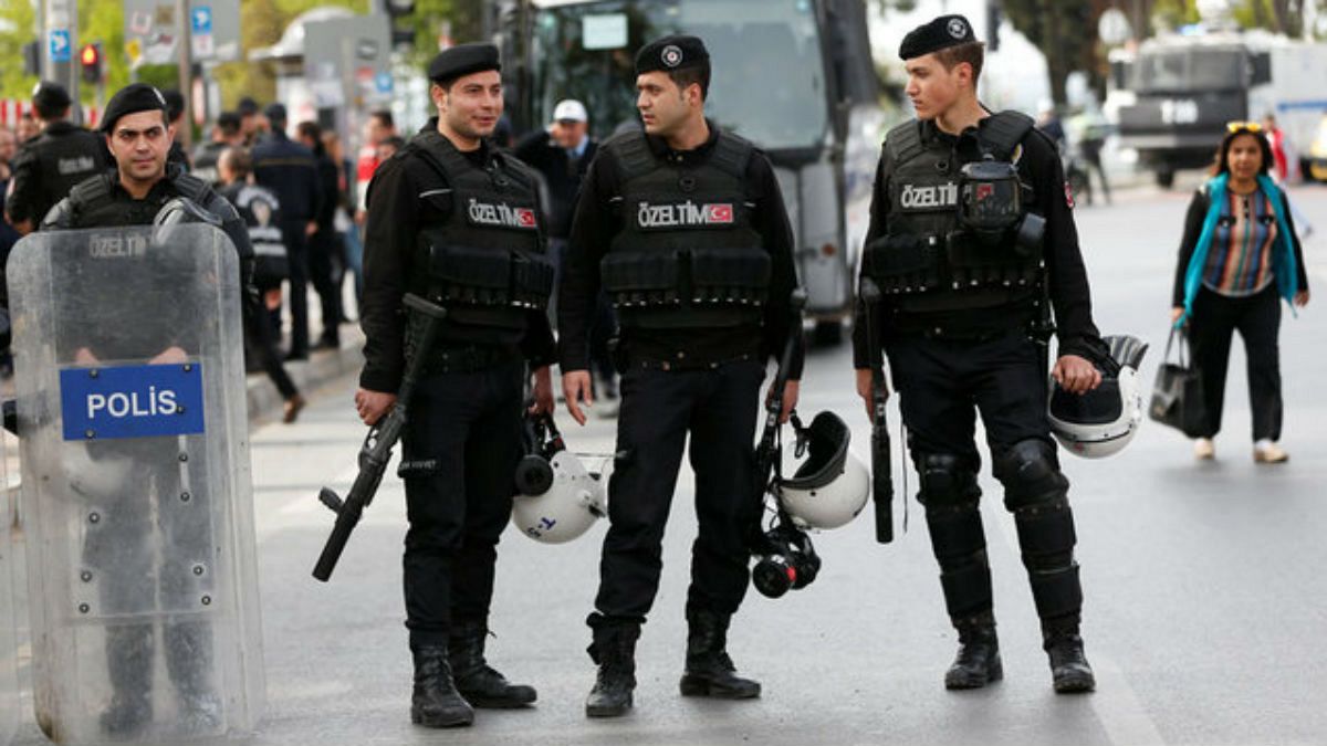 الشرطة التركية تقتل شخصين يشتبه في انتمائهما لداعش