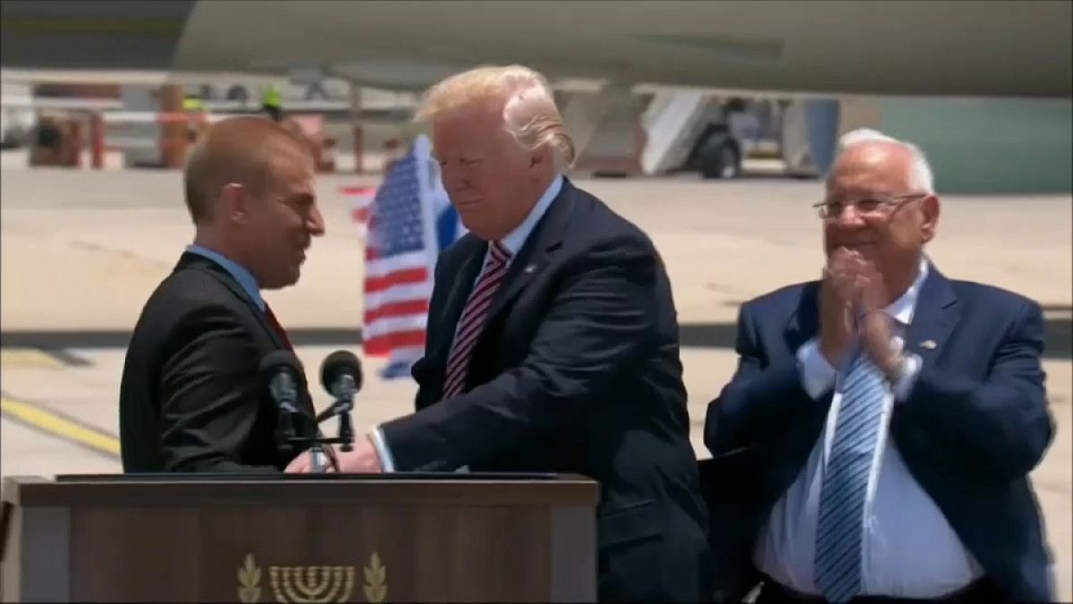 ترامب يشيد بالروابط "الصلبة" مع اسرائيل