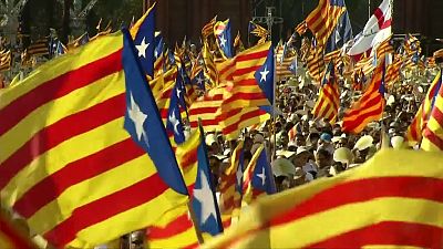 Catalogna:"Subito referendum sull'indipendenza. Rajoy:"E' un ricatto".
