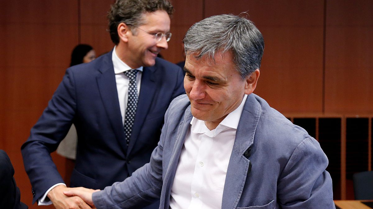 Eurogroup delays fresh funds to Athens