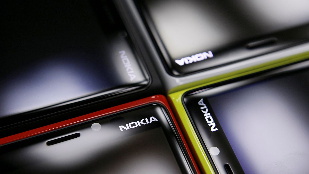 Τα «βρήκαν» Nokia και Apple
