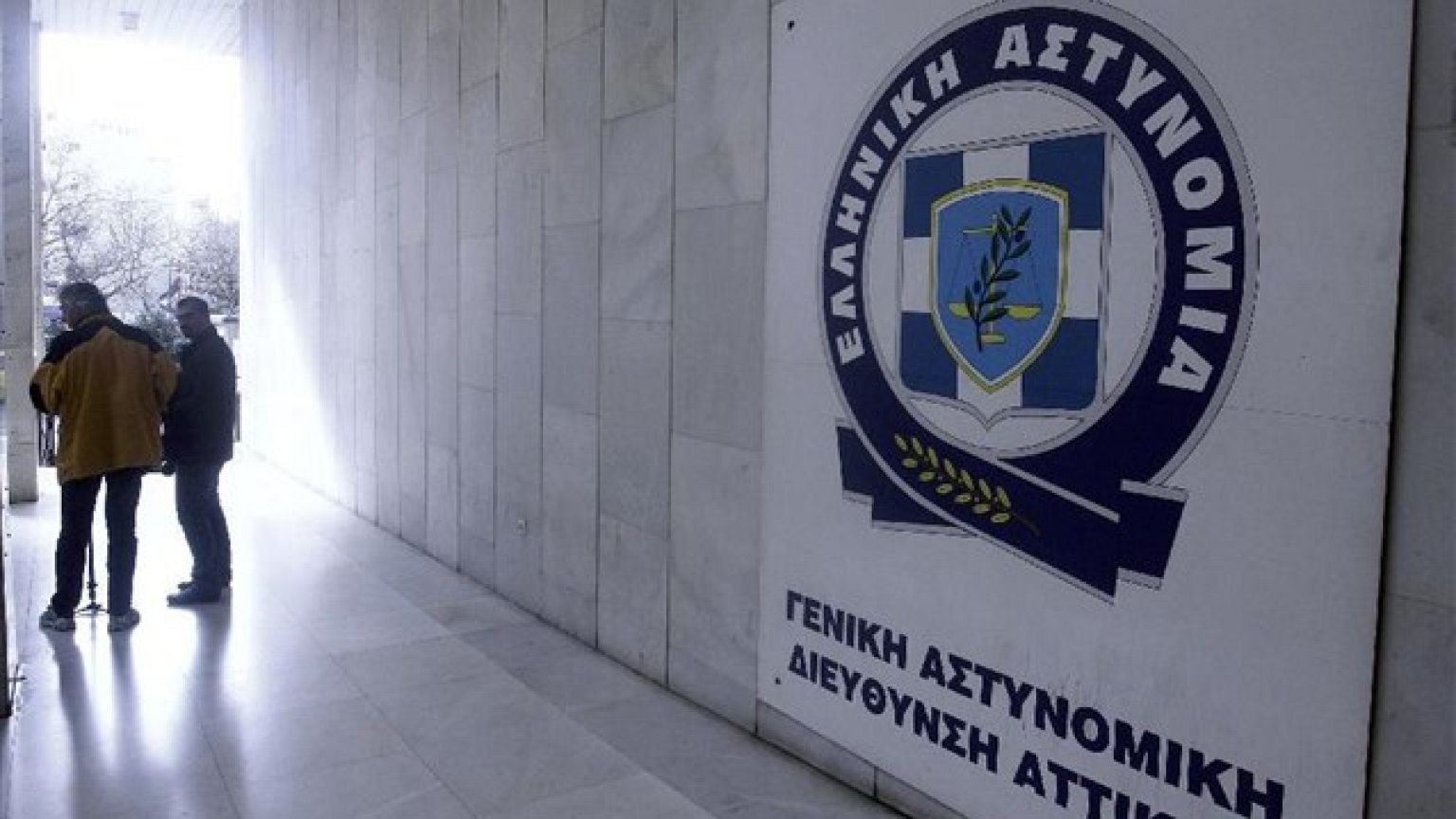 Δυο νεκροί από φωτιές σε ΙΧ τη νύχτα στην Αττική