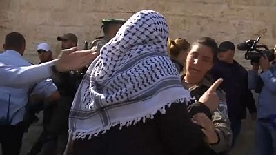 Handgreiflichkeiten zwischen Palästinensern und Israelis in Jerusalem
