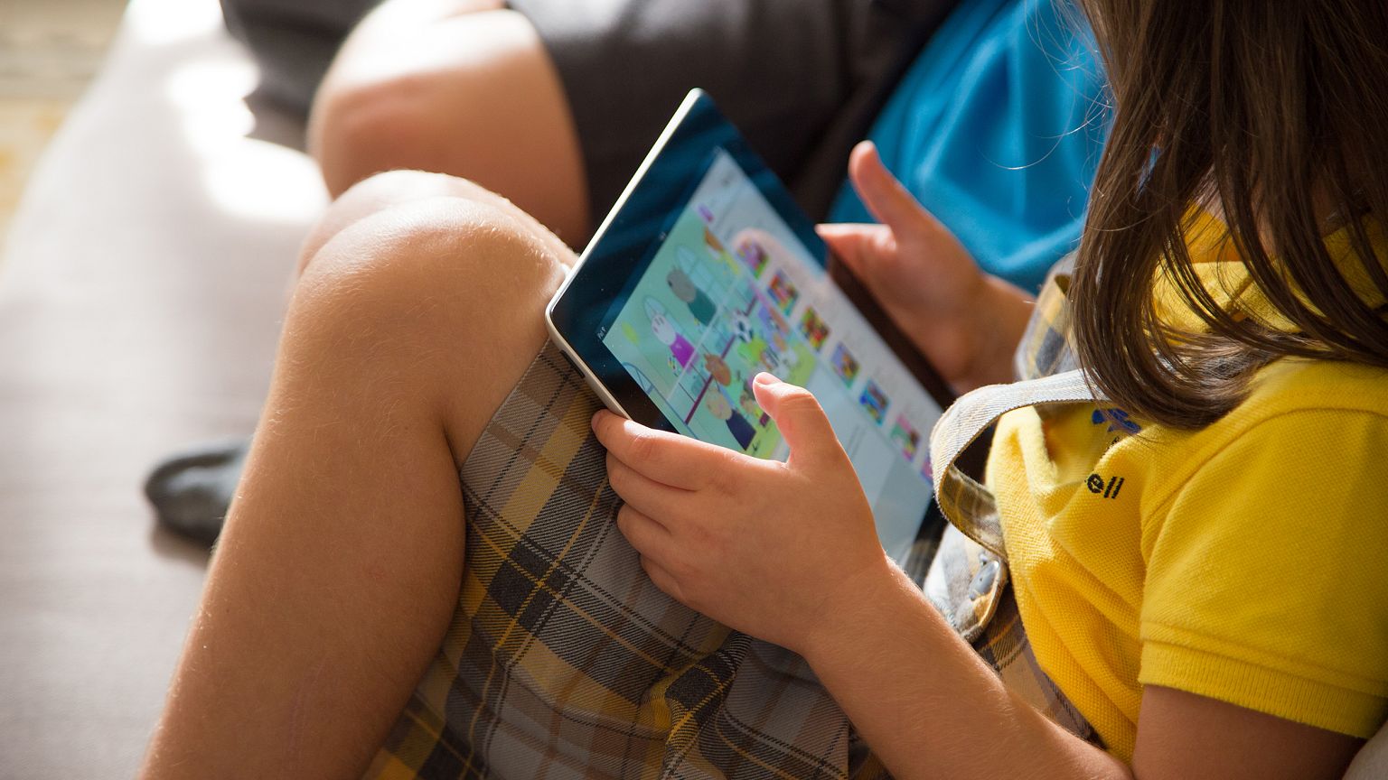 Image: Mobile TV Watching