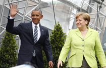 Warm welcome as Obama and Merkel address huge Berlin crowd