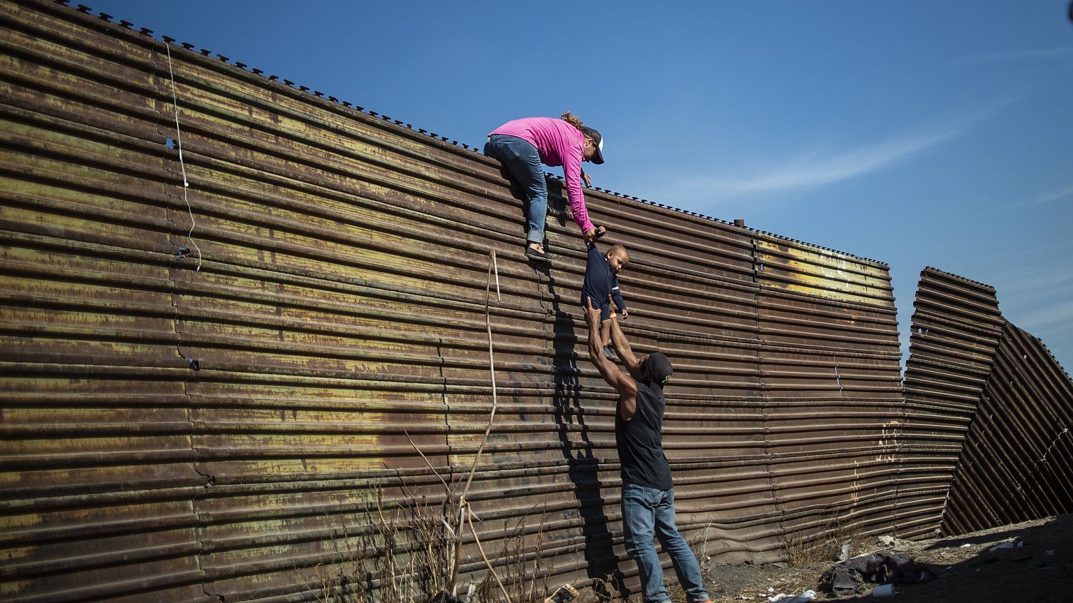 Image: MEXICO-HONDURAS-US-MIGRATION-AFP PICTURES OF THE YEAR 2018