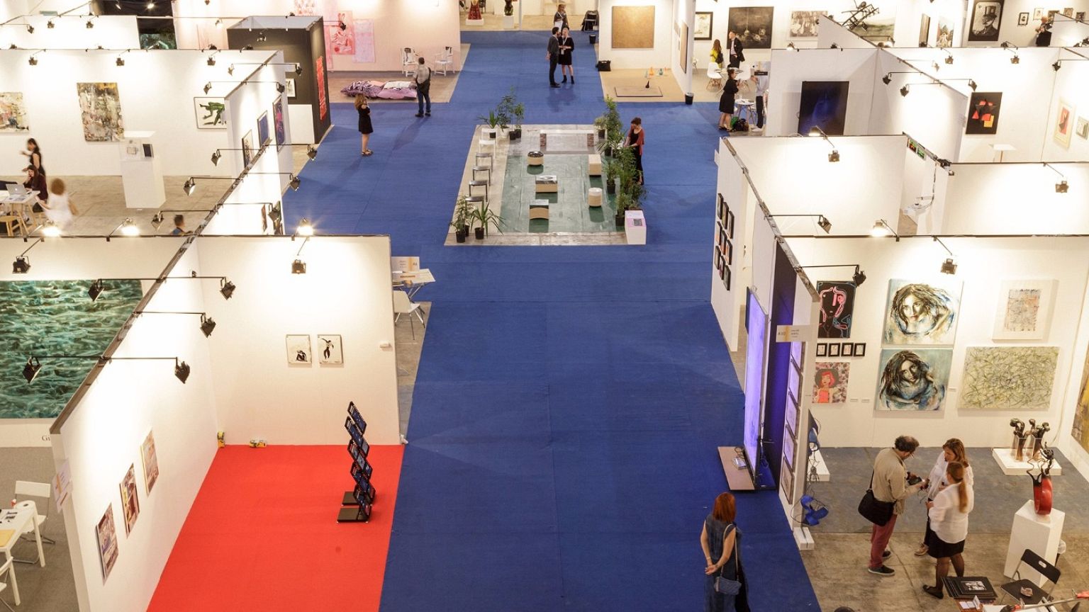22η Art Athina: Τρεις μέρες γεμάτες τέχνη στο Παλαιό Φάληρο