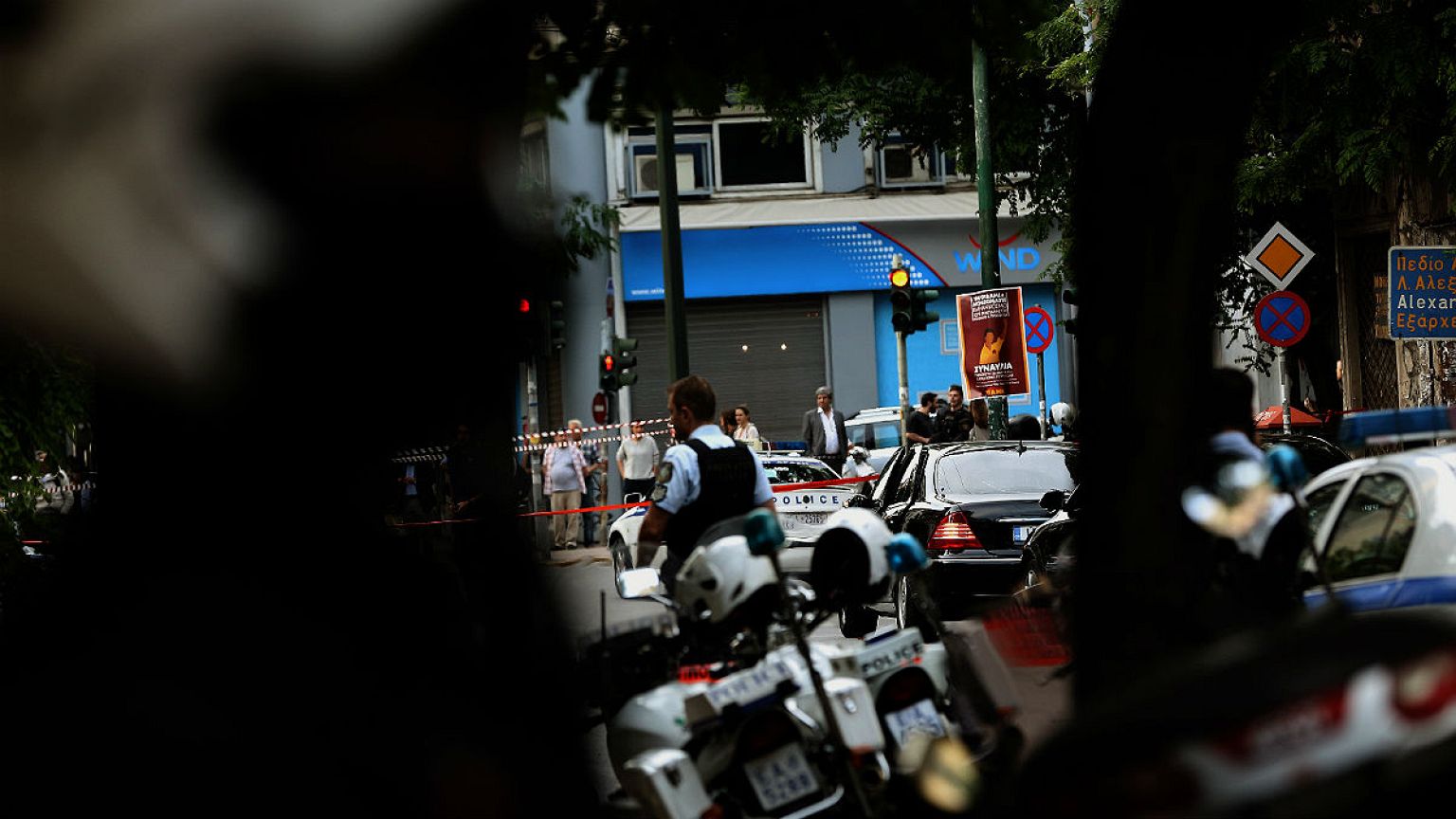 Τρομοκρατία με παγιδευμένους φακέλους