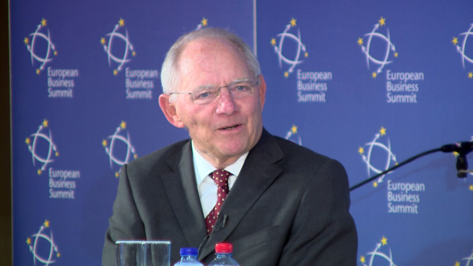 Wolfgang Schäuble: "Se todos se portassem como a Espanha, não havia problemas na zona euro"
