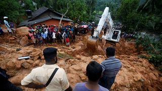 Las inundaciones en Sri Lanka dejan de momento un centenar de muertos