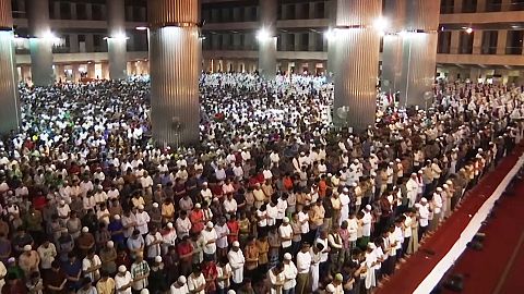 Indonesia begins Ramadan