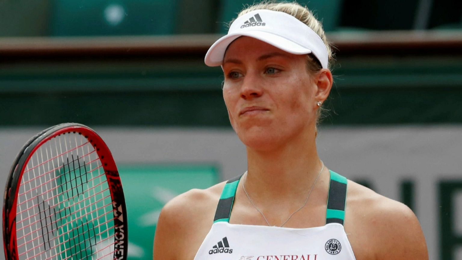 Roland Garros: Kerber cae a la primera