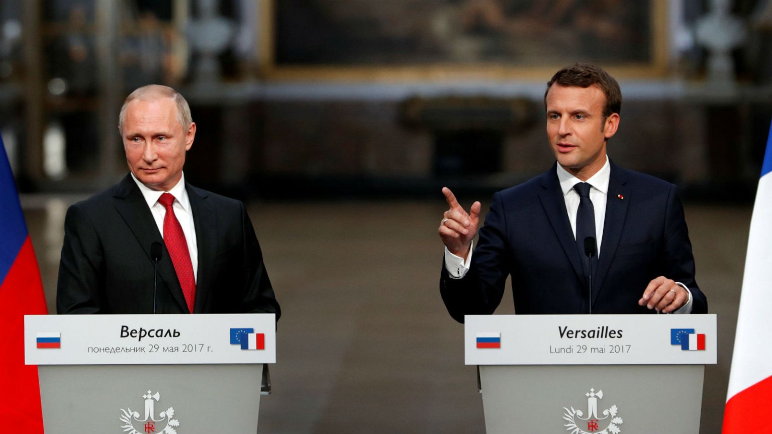 Путин в гостях у Макрона: по стопам Петра Первого