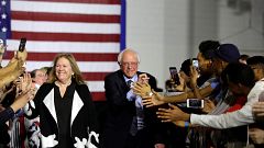 Image: 2020 U.S. presidential candidate and U.S. Senator Bernie Sanders and