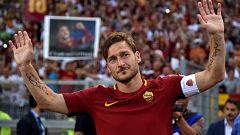 L'addio al calcio di Francesco Totti, le reazioni sui social media