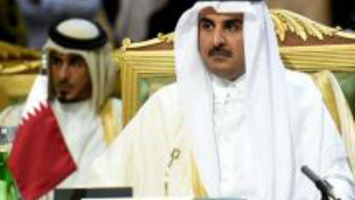 آل الشيخ في السعودية يتبرؤون من أمير قطر