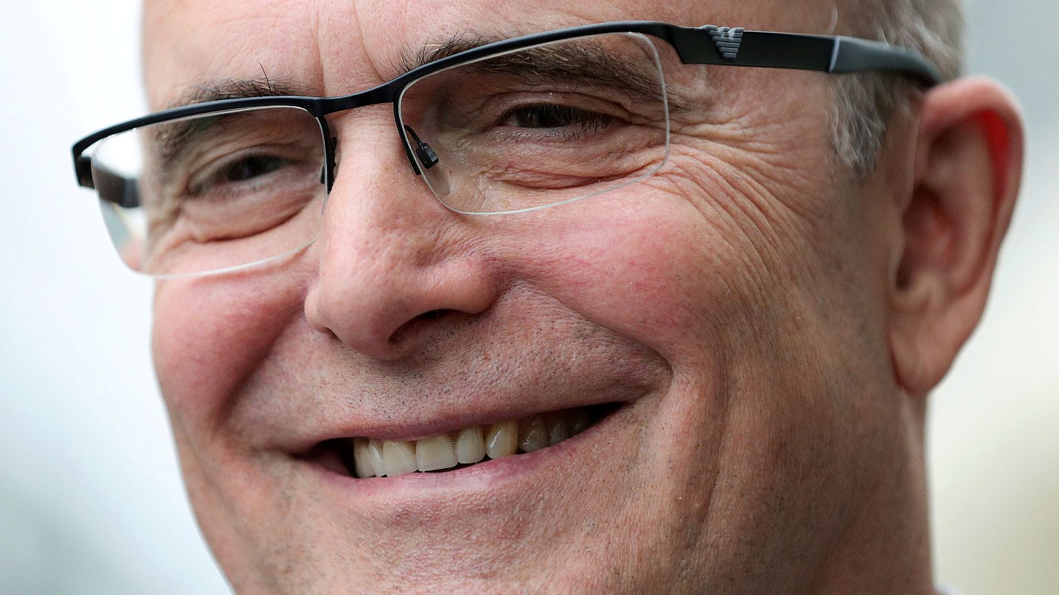 Schwere Erkrankung: Ministerpräsident Sellering tritt zurück