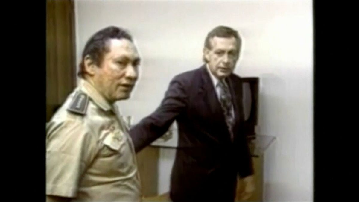 Manuel Noriega, da amico a dittatore da abbattere