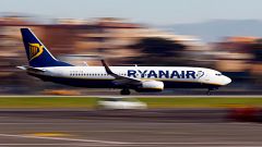 Ryanair makes big profits, vows lower fares