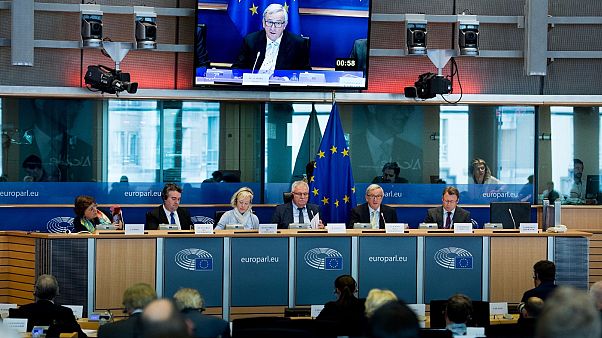 Γιούνκερ: «Μη με κρίνετε για αυτά που έκανα στο παρελθόν, αλλά για αυτά που κάνω τώρα» Γιούνκερ: «Μη με κρίνετε για αυτά που έκανα στο παρελθόν, αλλά για αυτά που κάνω τώρα»