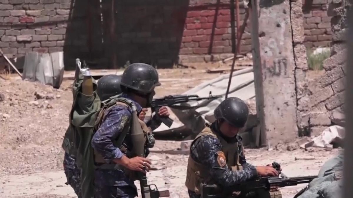 القوات العراقية تواصل تقدمها لإستعادة مدينة الموصل