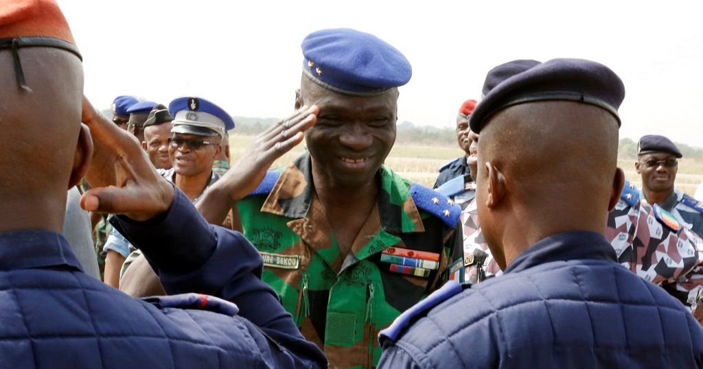 Côte D'Ivoire : Le Chef D'État-major De L'armée Visite Des Carsernes ...