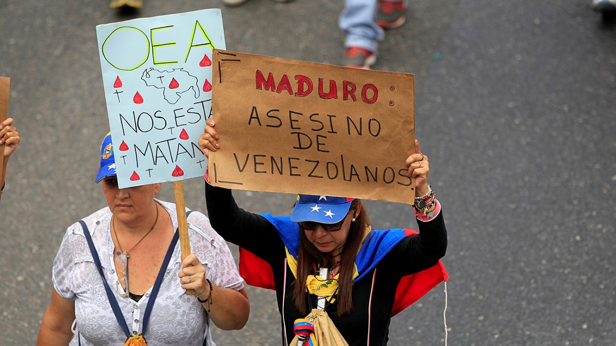 União Europeia convidada a sancionar regime da Venezuela