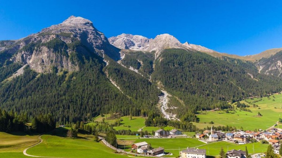 No photos please: Swiss town of Bergün bans holiday snaps