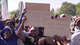 En Afrique du Sud : manifestations quotidiennes des ''exclus'' d'Ennerdale