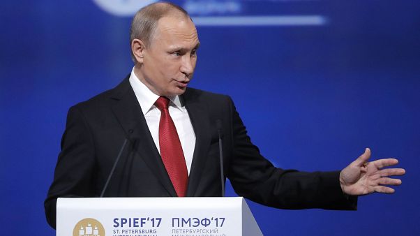 Summit di san Pietroburgo: Putin a tuttocampo Summit di san Pietroburgo: Putin a tuttocampo