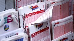 Image: Mega Millions Jackpot Becomes Largest Prize In U.S. History at $1.6 