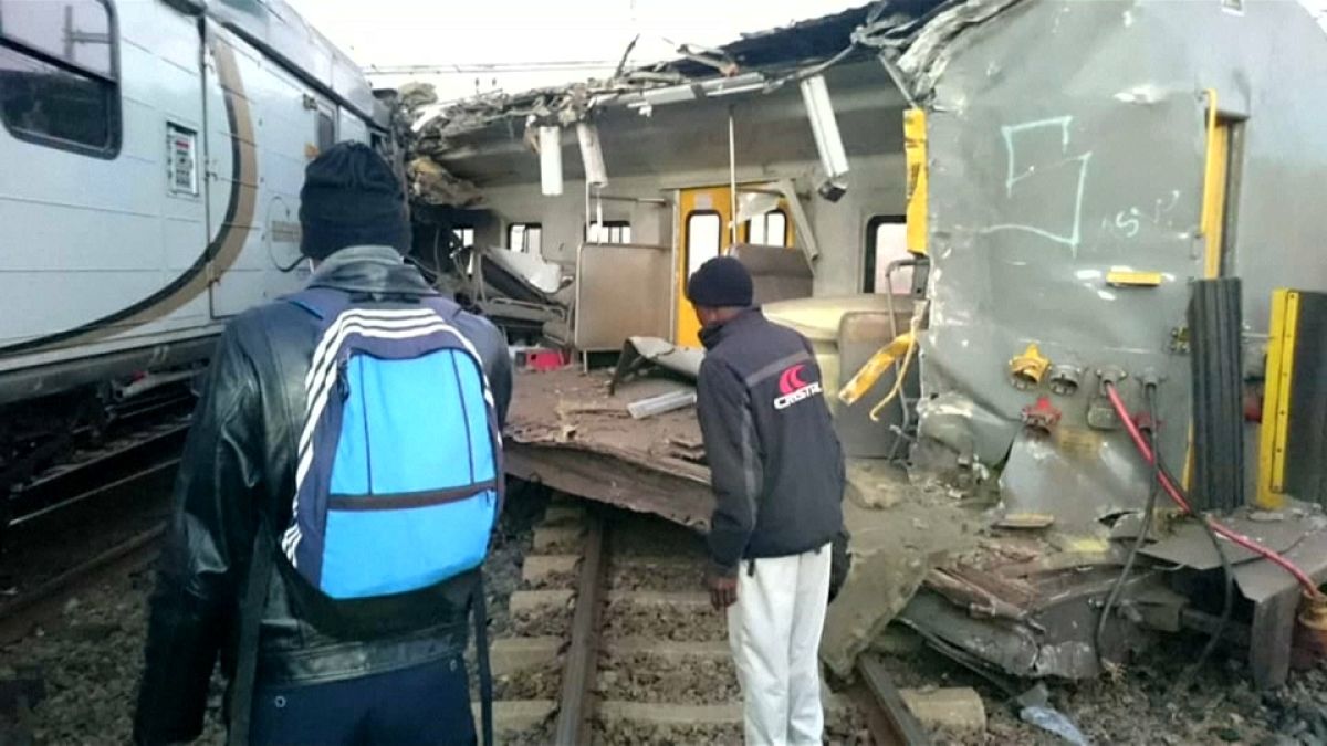 مقتل شخص واصابة العشرات في حادث اصطدام قطارين في جنوب افريقيا
