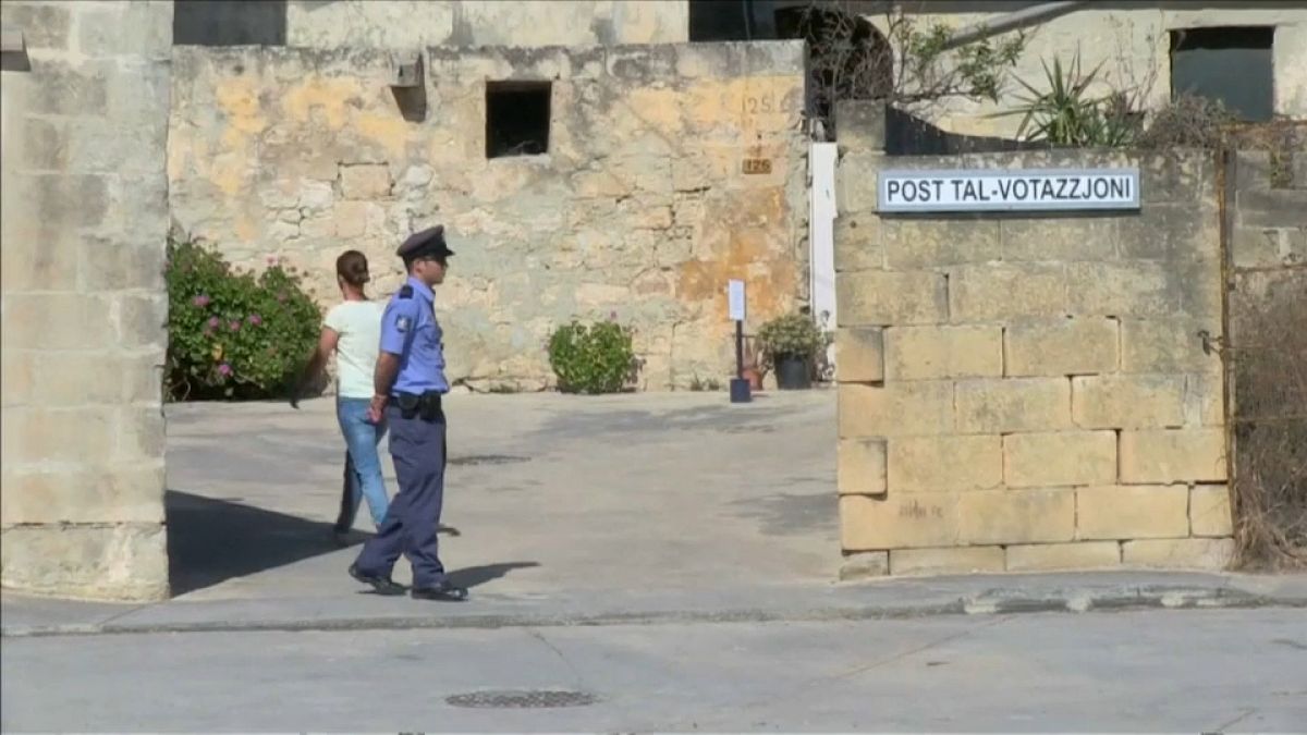 Malta'da halk sandık başında