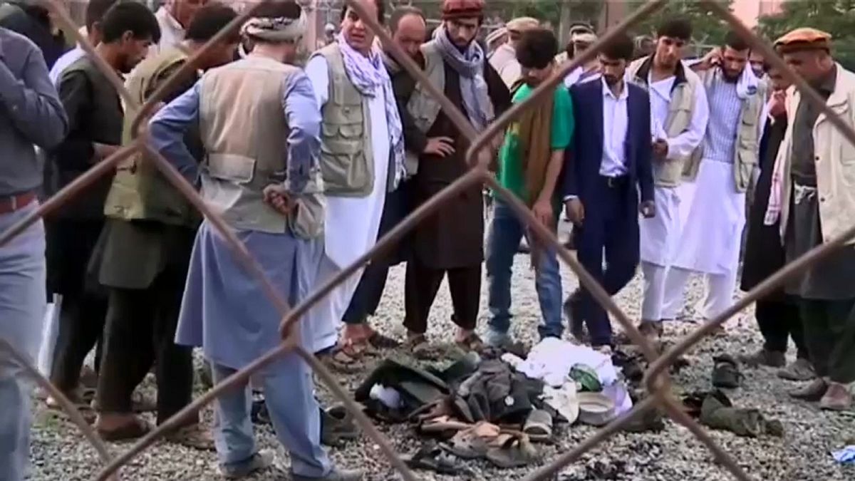 Тройной взрыв на кладбище в Кабуле: есть погибшие