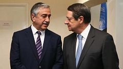 Kρίσιμο δείπνο Αναστασιάδη-Ακιντζί στη Νέα Υόρκη
