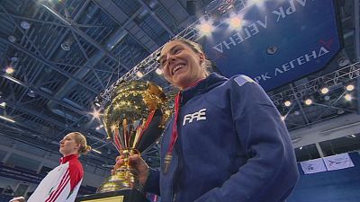La esgrimista francesa Charlotte Lembach triunfa en Moscú