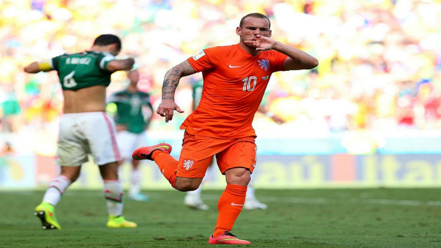 Wesley Sneijder rekora koşuyor