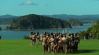 بالفيديو: سكان نيوزيلندا الاصليون يؤدون ال"بوهيري" ترحيبا بفريق "ليونز" للرغبي