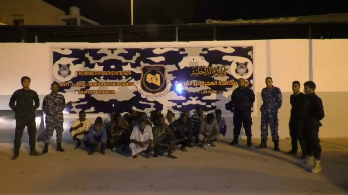 Libia: Siete inmigrantes mueren encerrados en un camión