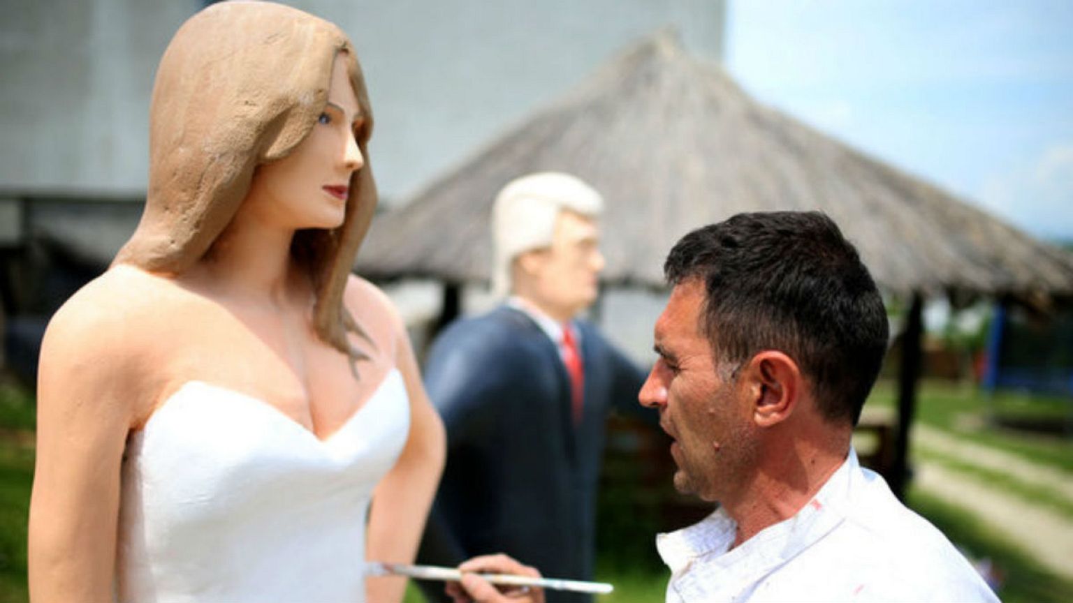 أول تمثال لميلانيا ترامب يُنحت في البوسنة
