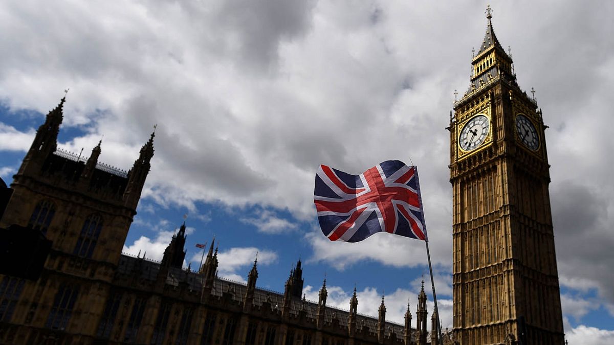 Βρετανικές Εκλογές: Λίγο πριν ανοίξουν οι κάλπες